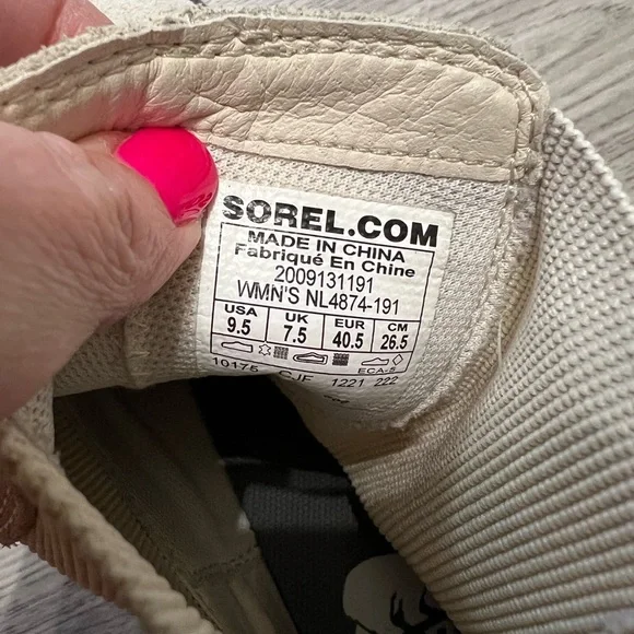 Sorel  Women's Hi-Line Heel Chelsea Boot - Chalk, Ceramic size 9.5 - Picture 5 of 7